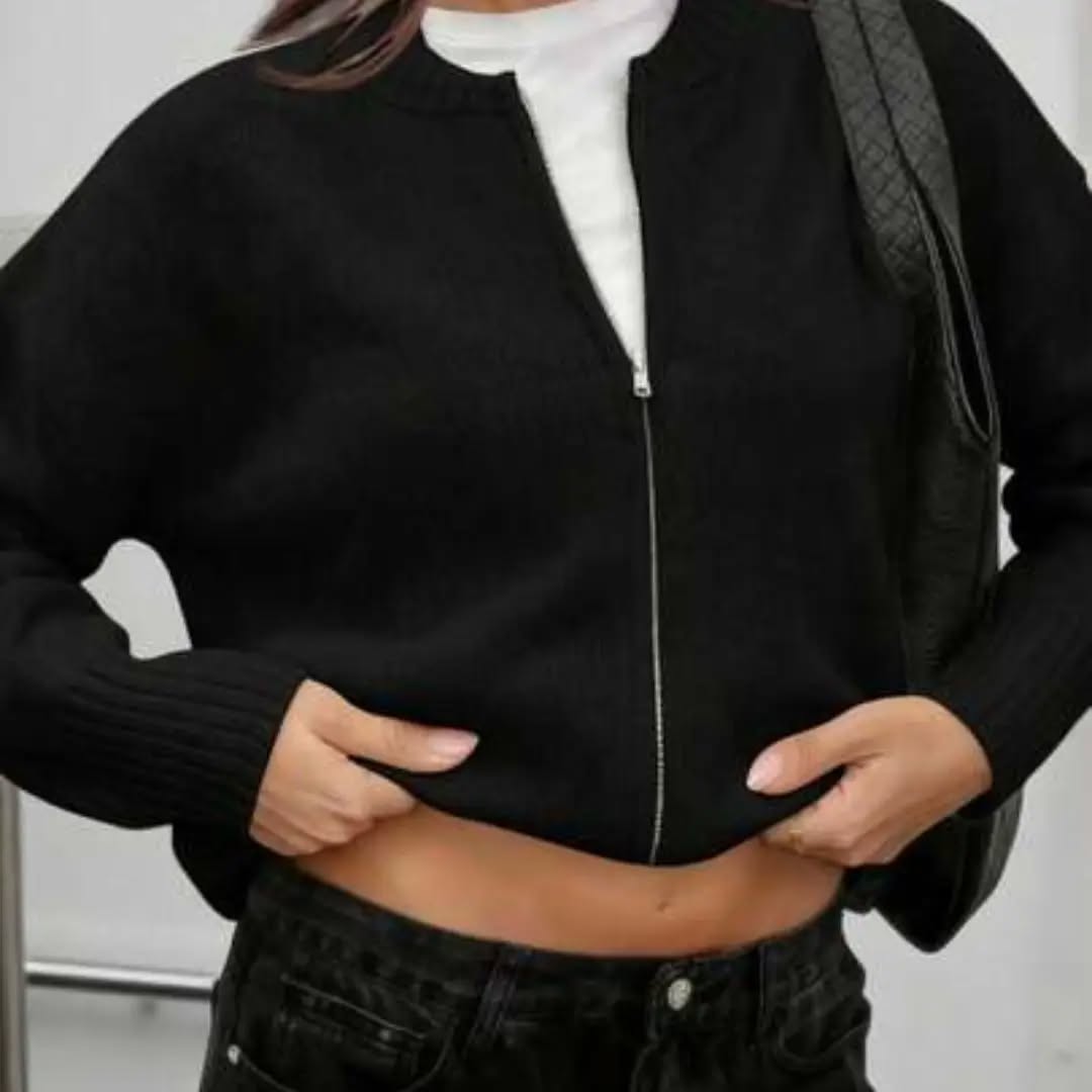 FOR BEAUTY Women's Blue Cable Knit Sweater